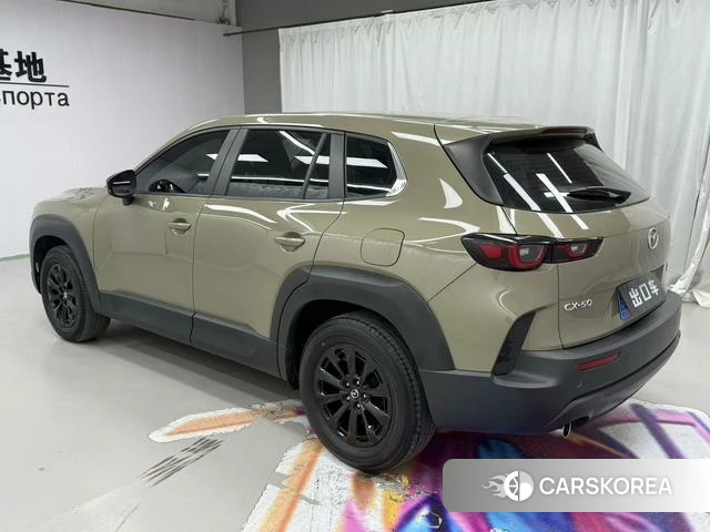 Mazda CX-50 line also 2023 Желтый из Китая