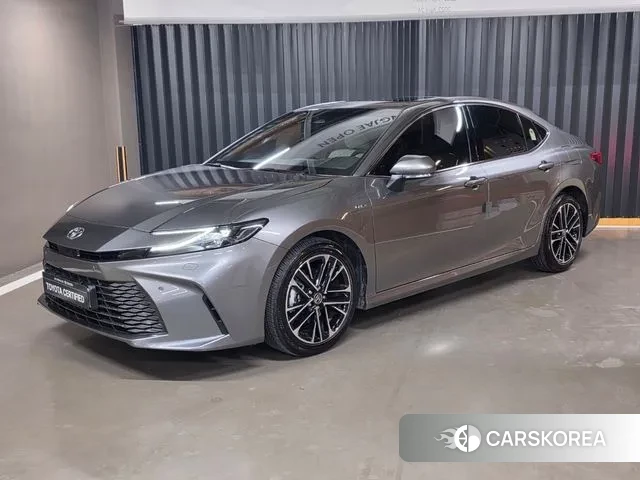 Toyota Camry (XV80) 2024 Серый из Кореи