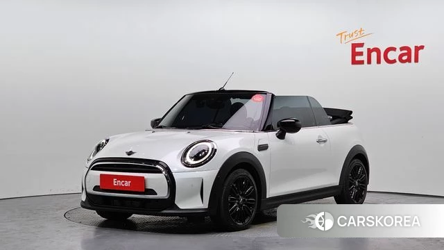 Mini Cooper Convertible 2024 Белый из Кореи