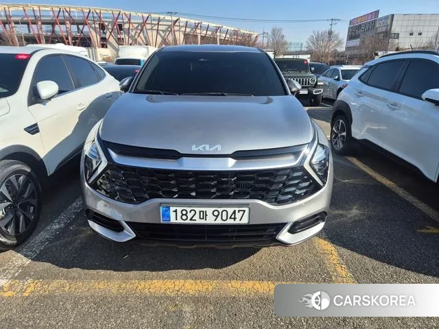 Kia Sportage 5th Generation 2022 Серебристо-серый из Кореи