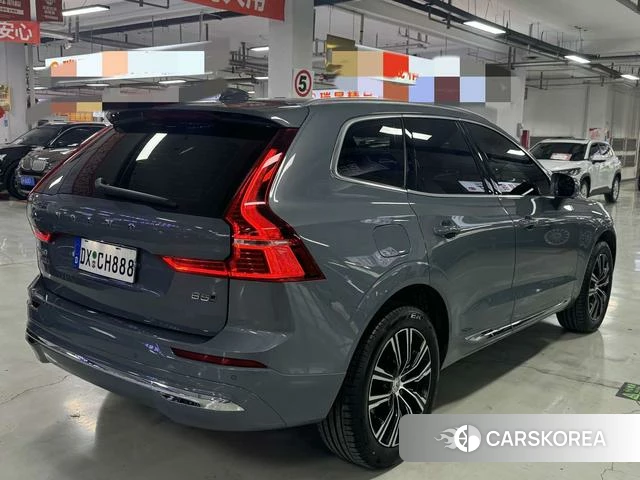Volvo XC60 2022 Темно-серый из Китая