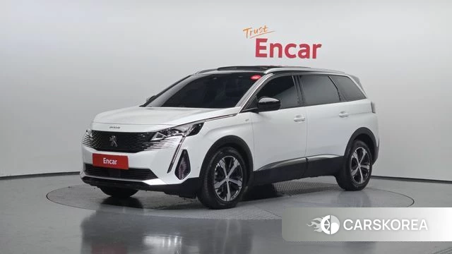 Peugeot 5008 second generation 2022 Белый из Кореи