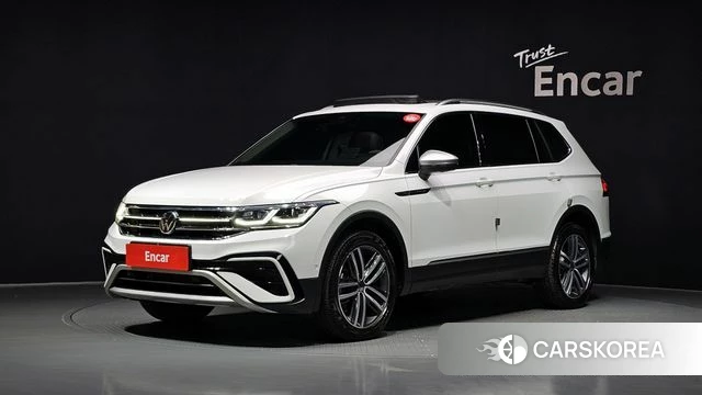 Volkswagen Tiguan Allspace 2023 Белый из Кореи