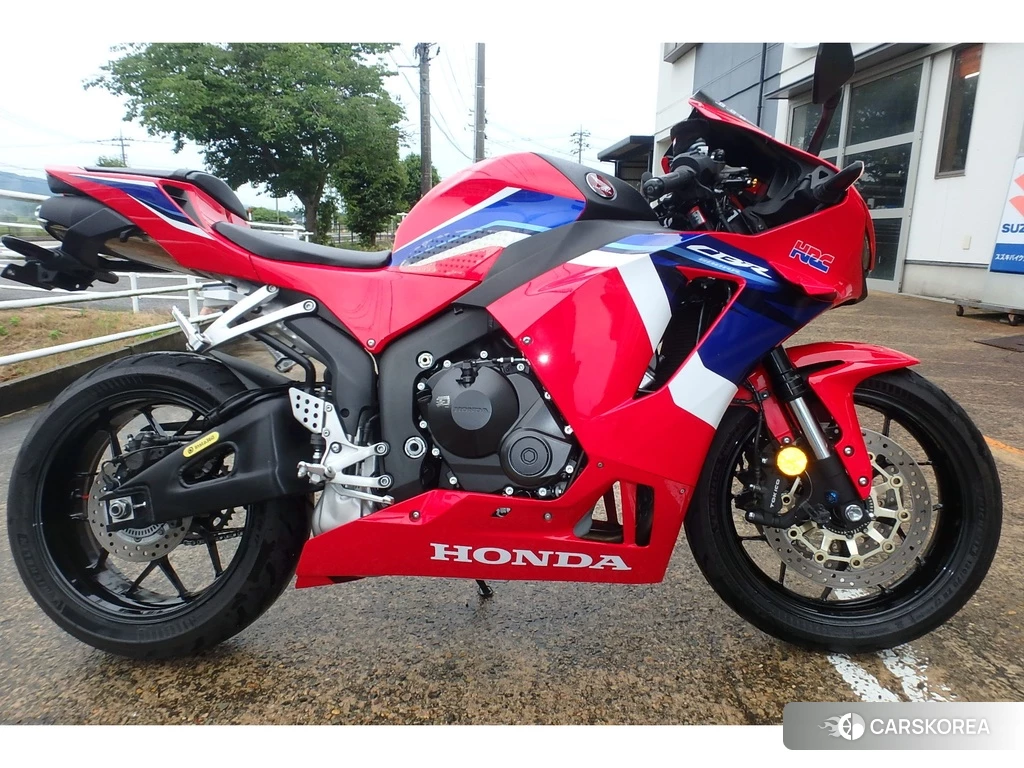 Проданный Honda CBR600RR ABS 2021 из Японии