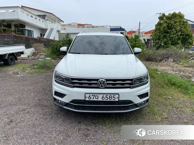 Volkswagen Tiguan second Generation 2018 Белый из Кореи
