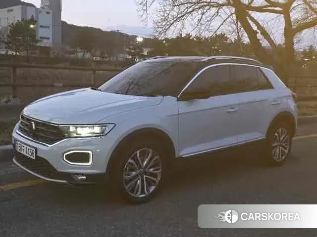 Volkswagen T-Roc 2021 Белый из Кореи