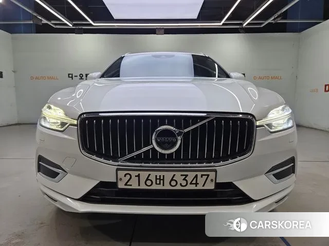 Volvo XC60 second Generation 2019 Белый из Кореи