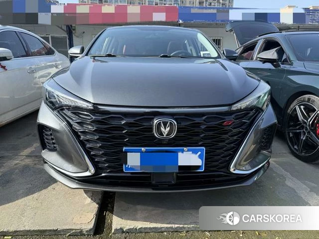 Chang'an Yidong 2021 Темно-серый из Китая