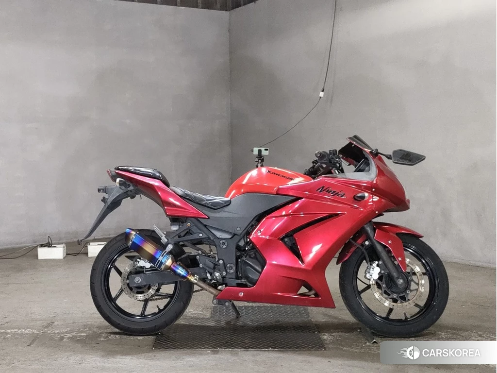 Проданный Kawasaki NINJA 250R id 4176893 из Японии, фото 2