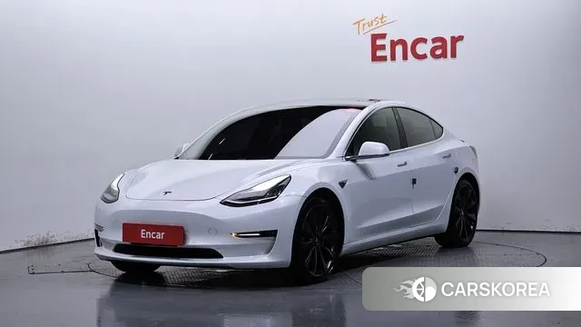 Tesla Model 3 2020 Белый из Кореи