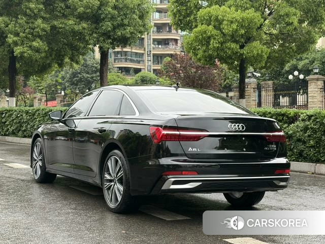 Audi A6L 2024 Черный из Китая