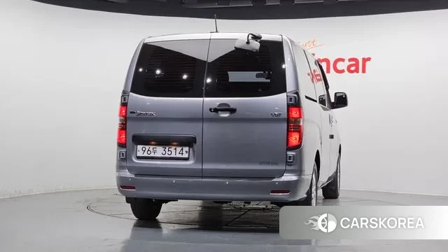 Hyundai The New Grand Starex 2019 Серебряный из Кореи