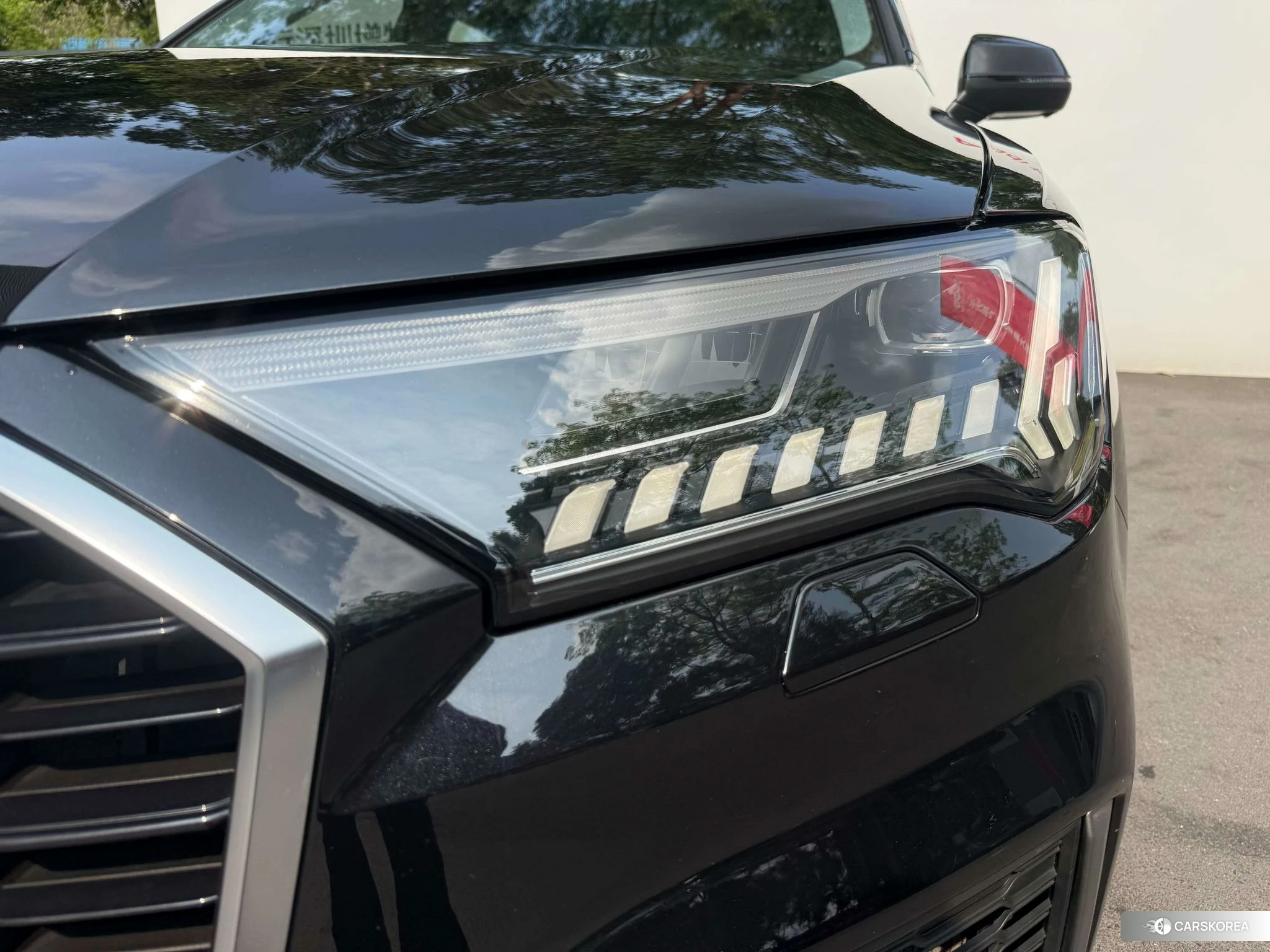 Audi Q7 2020 Черный из Китая