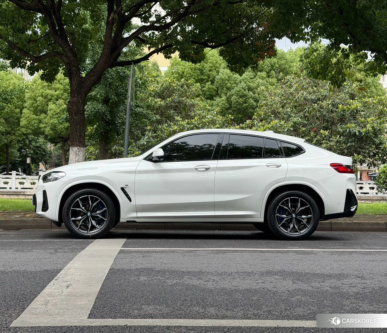 BMW X4 2021 Белый из Китая