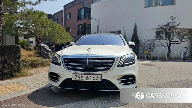 Mercedes-Benz S-Class W222 2018 Белый из Кореи