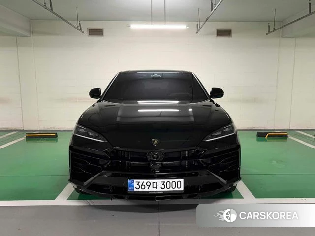 Lamborghini Urus 2026 Черный из Кореи