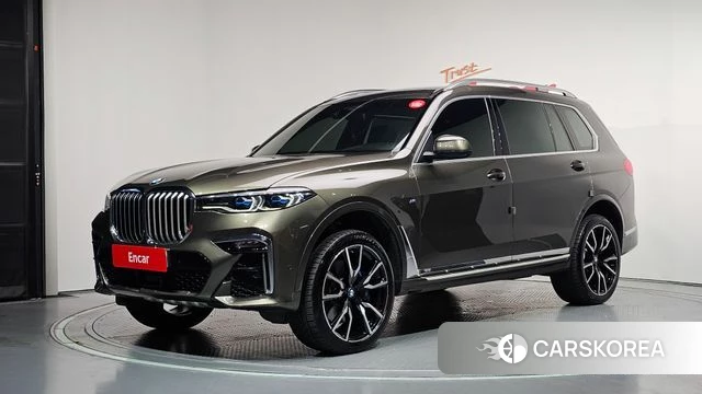 BMW X7 (G07) 2022 Цвет тростника из Кореи