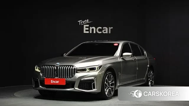 BMW 7 Series (G11) 2020 Серебристо-серый из Кореи