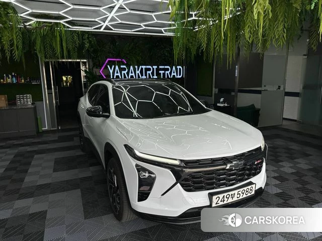 Chevrolet (GM Daewoo) Trax Crossover 2023 Белый из Кореи