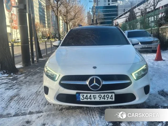 Mercedes-Benz A-Class W177 2021 Белый из Кореи