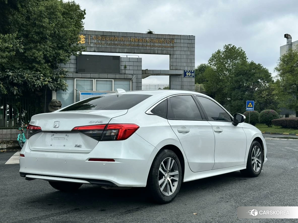 Honda Civic 2021 Белый из Китая