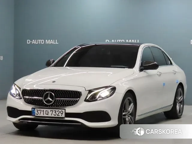 Mercedes-Benz E-Class W213 2018 Белый из Кореи