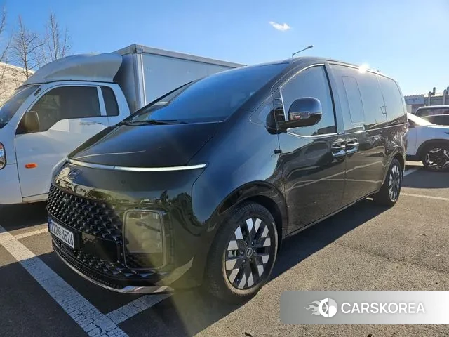 Hyundai Staria 2022 Черный из Кореи