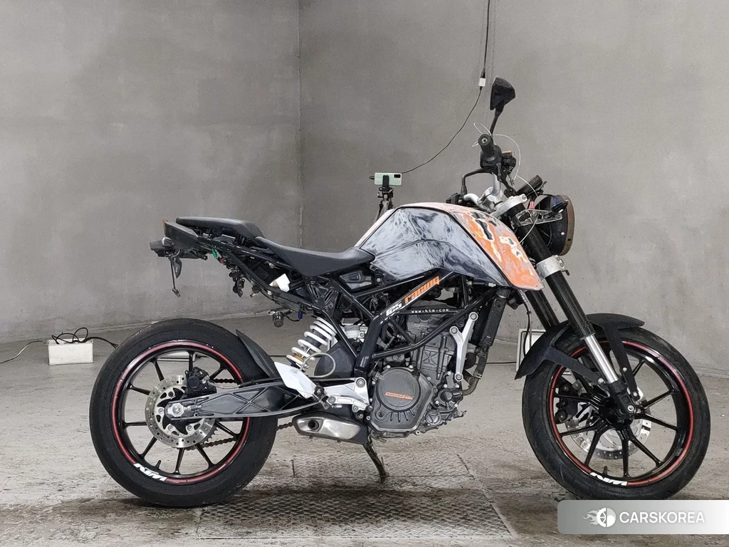 Проданный KTM 125 DUKE 2011 из Японии