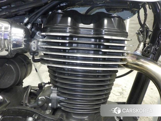 Engine photo