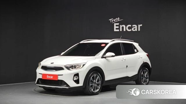 Kia Stonic 2018 Белый из Кореи