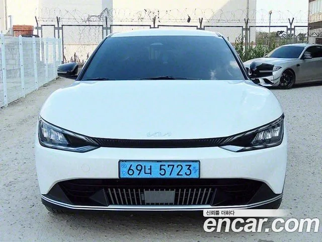 Kia EV6 2022 Белый из Кореи