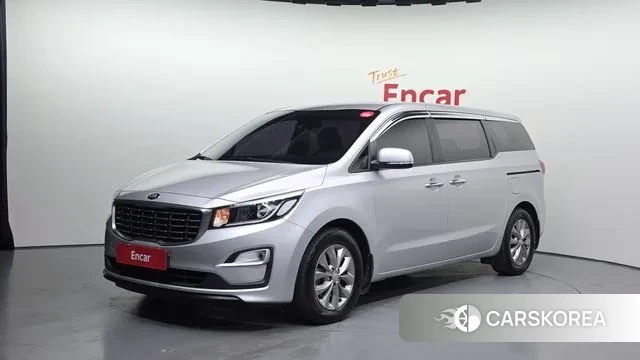 Kia The New Carnival 2018 Серебристо-серый из Кореи