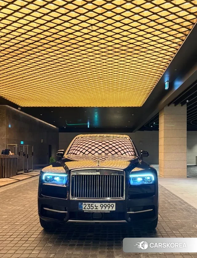 Rolls-Royce Cullinan 2020 Синий из Кореи