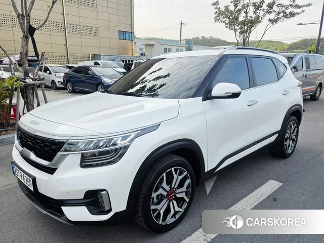 Kia Seltos 2021 Белый из Кореи