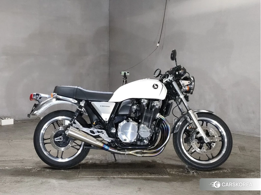 Проданный Honda CB1100 2011 из Японии