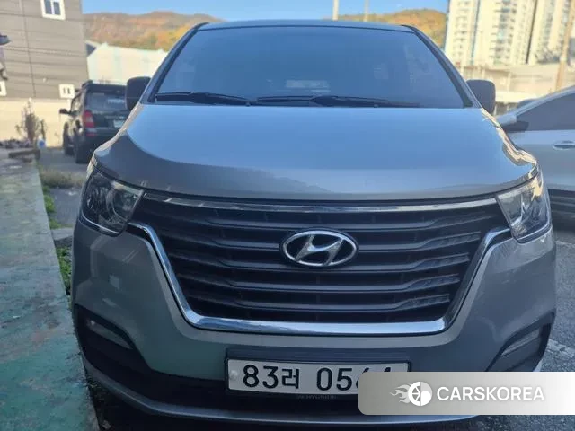 Hyundai The New Grand Starex 2020 Серебристо-серый из Кореи
