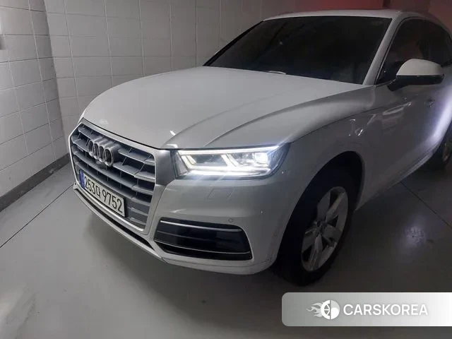Audi Q5 (FY) 2020 Белый из Кореи