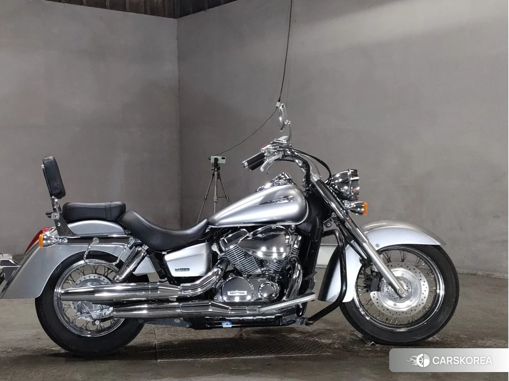 Проданный Honda SHADOW 400 CLASSIC 2011 из Японии, фото 2