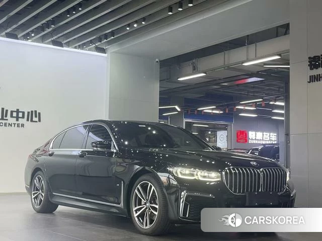 BMW 7 series 2023 Черный из Китая