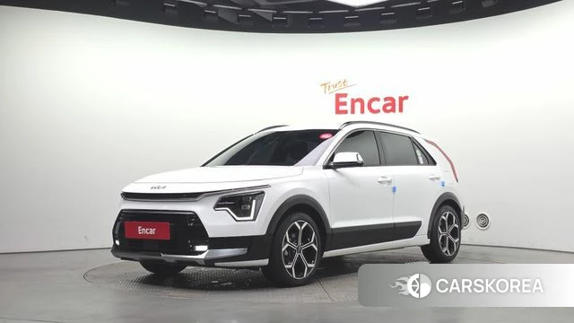 Kia Di Ol Nu Niro 2022 Белый из Кореи