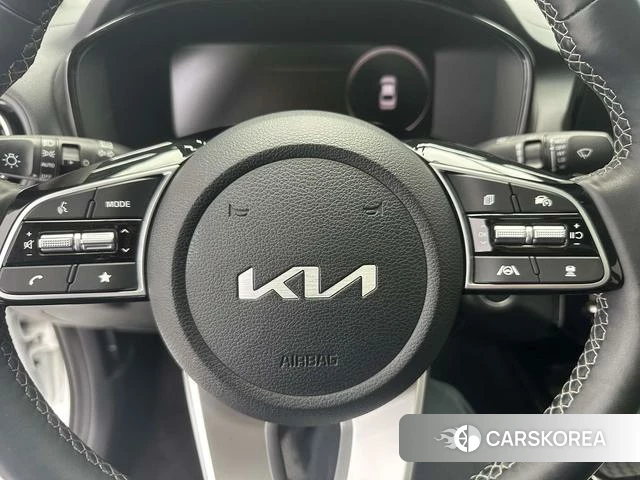 Kia K3 2023 Белый из Китая