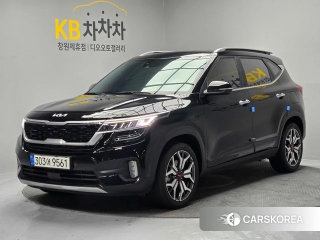 Kia Seltos 2022 Черный из Кореи