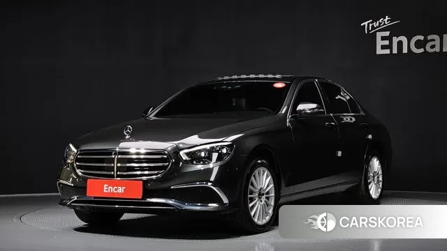 Mercedes-Benz E-Class W213 2021 Серый из Кореи