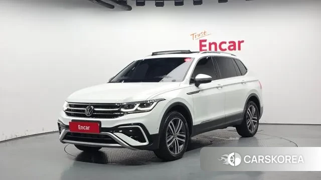 Volkswagen Tiguan Allspace 2023 Белый из Кореи