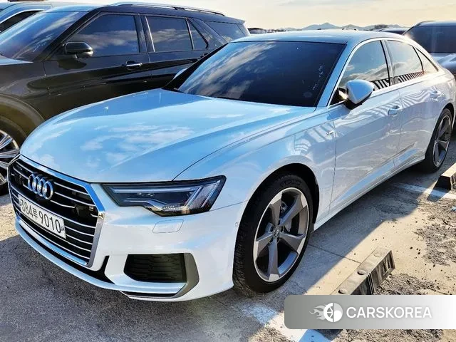 Audi A6 (C8) 2019 Белый из Кореи