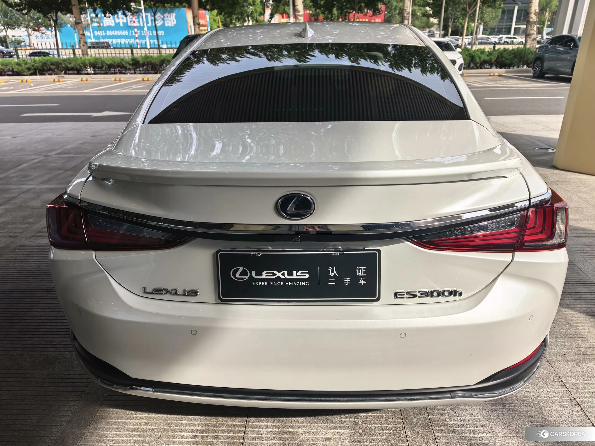 Lexus ES 2021 Белый из Китая