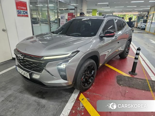 Chevrolet (GM Daewoo) Trax Crossover 2024 Серый из Кореи