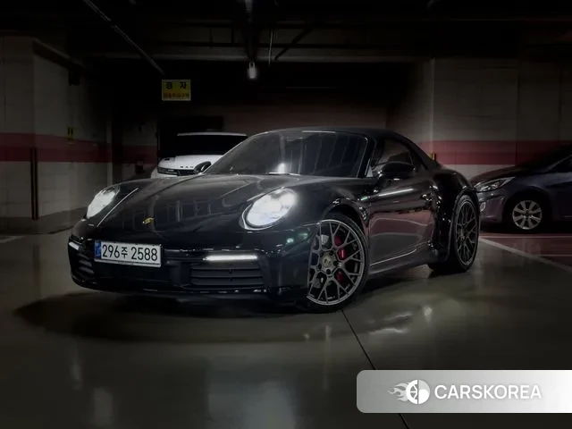 Porsche 911(992) 2024 Черный из Кореи
