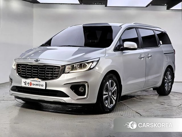 Kia The New Carnival 2019 Светло-серебряный цвет из Кореи