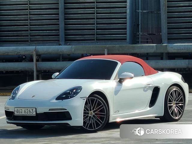 Porsche 718 Boxster 2018 Белый из Кореи